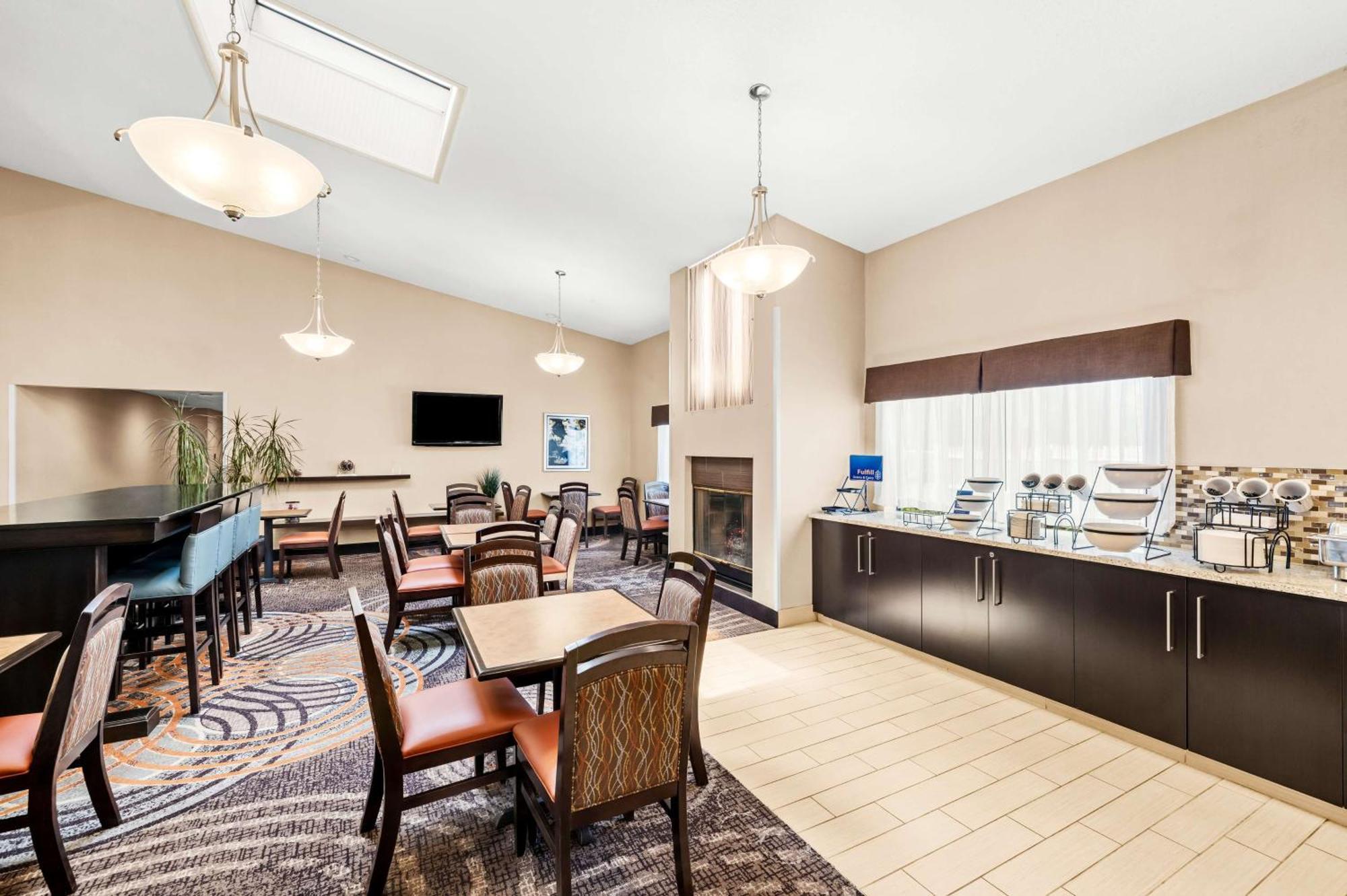 Best Western Maple City Inn Hornell Bagian luar foto